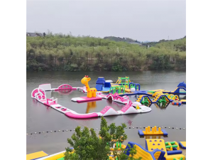 Inflatable Kids Water Park